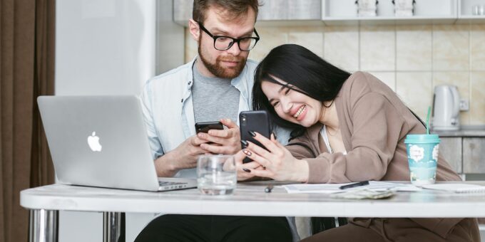 how to decide if iPhone insurance is worth more than Android insurance