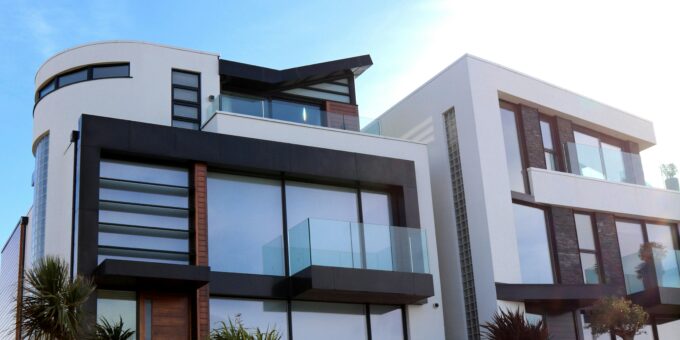 Bonds to finance a luxury house purchase